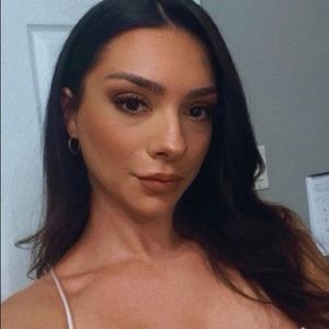 Meet your Posher, Diandra